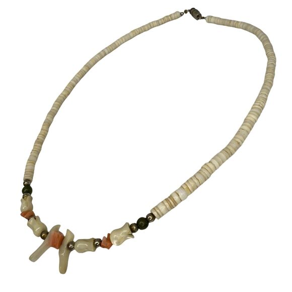 Native American Carved Mother Of Pearl Birds & Tulip Fetish Necklace 17" Puka - Picture 7 of 10